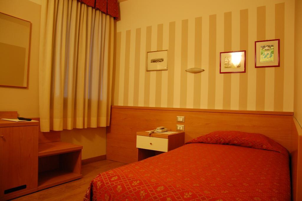Hotel Belie San Martino di Lupari Szoba fotó
